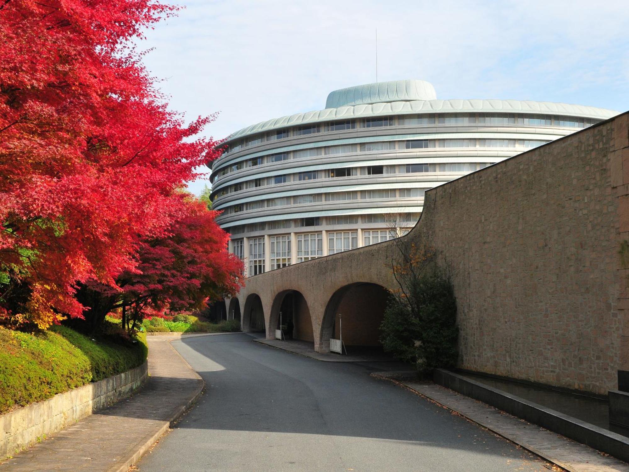 The Prince Kyoto Takaragaike, Autograph Collection Bagian luar foto